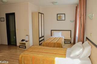 Гостиница Калита Калуга 3-местный номер стандарт-3